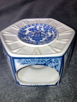 Vintage Japanese Porcelain TeaPot Art