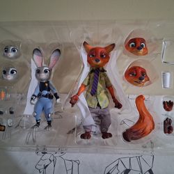Pop Mart Gong Zootopia Figures (Preowned)
