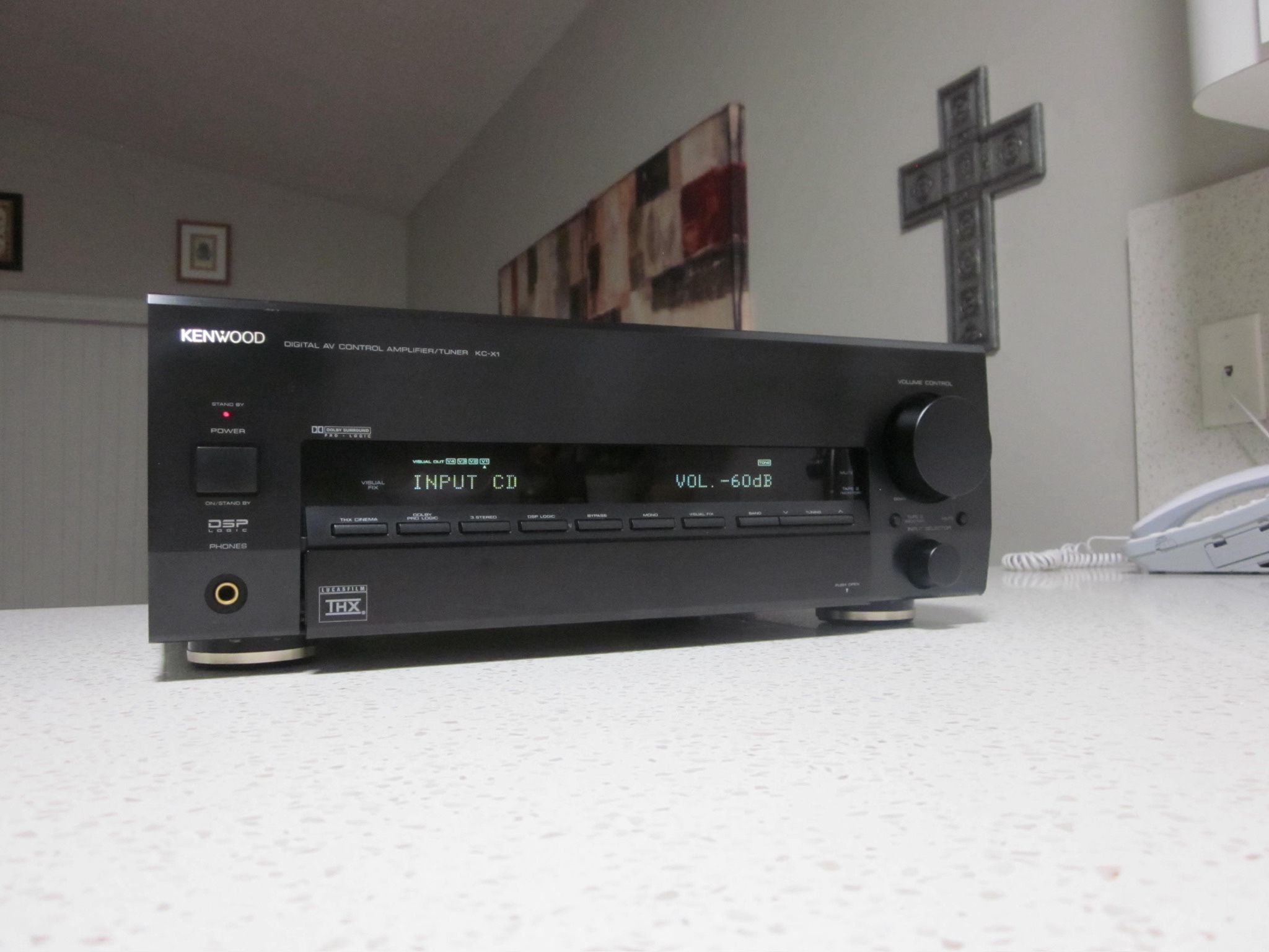 * KENWOOD * Audiophile- Grade Top Quality PREAMPLIFIER / TUNER . LIKE NEW . MUST SEE . ORIGINAL PRICE $900.00 , Asking $100.00 . Like New . Must See .