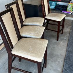 4 High Chair 