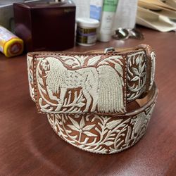 Cinturón Pitiado Super Fino De 2” De Ancho