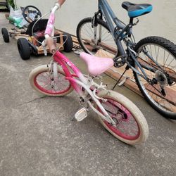 Hello Kitty 16" Girls Bike