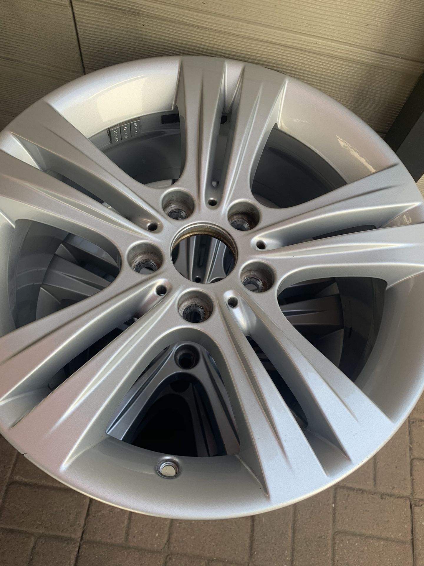 Bmw stock rims 17’