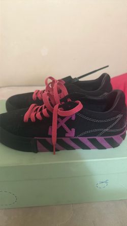 Selling off-white