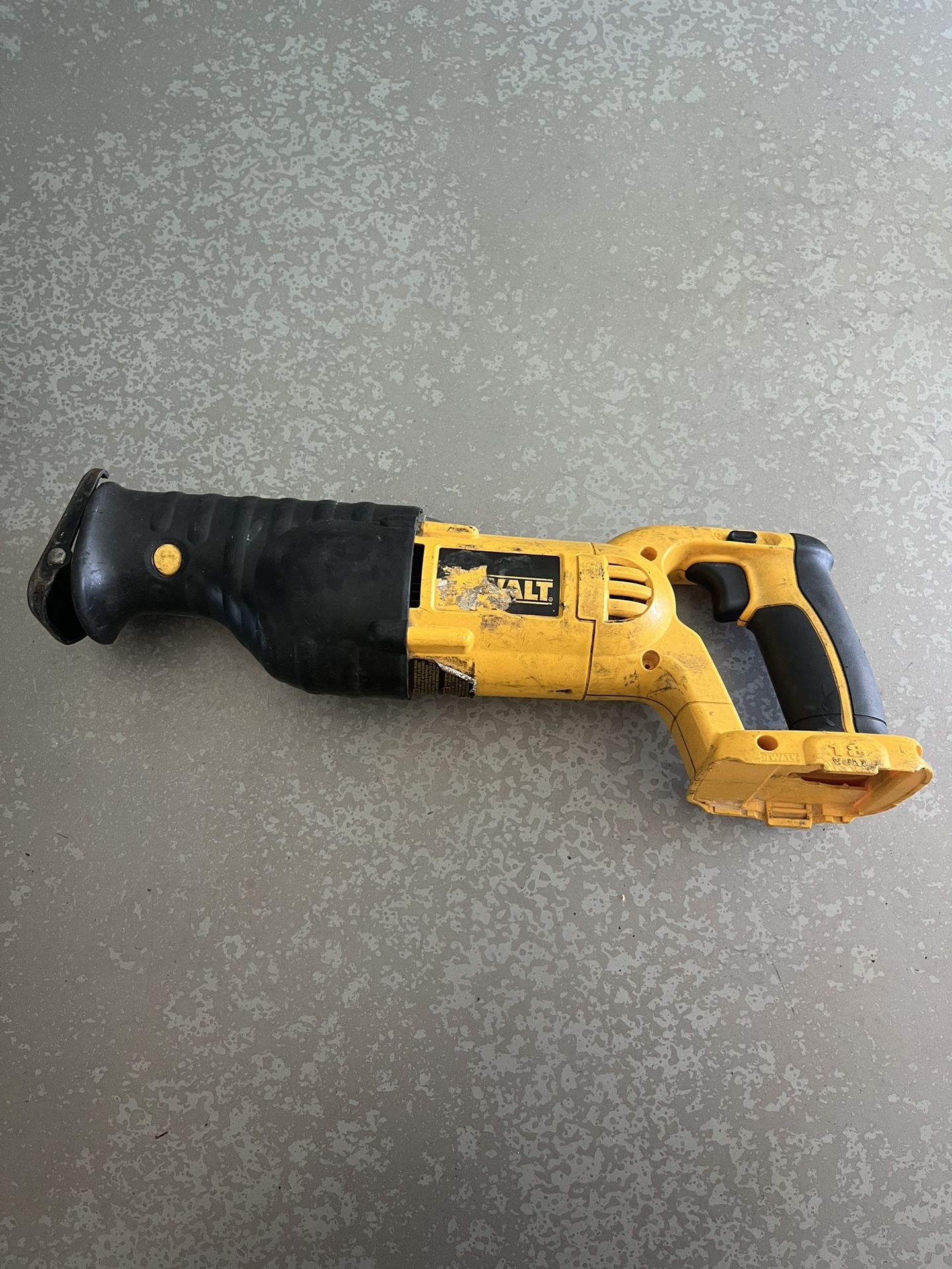 18v Dewalt Sawzaw