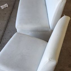 White small couch with 2 chairs  (42inches ) 