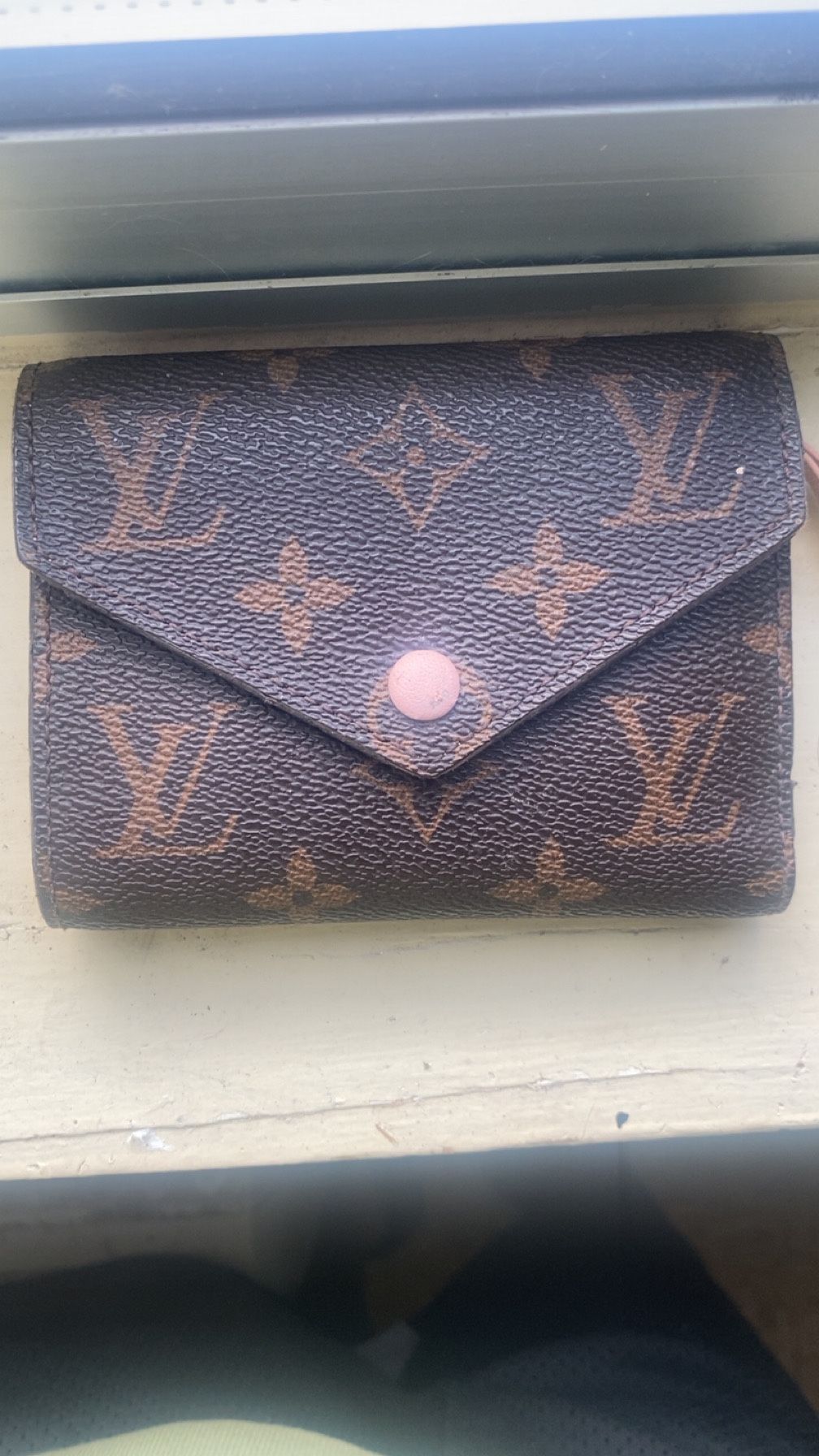 Louis Vuitton Wallet Authentic