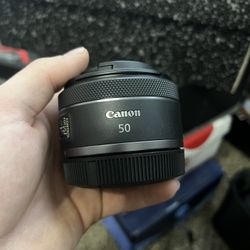 Canon RF50mm F1.8 STM Lens