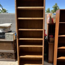 2 Shelves