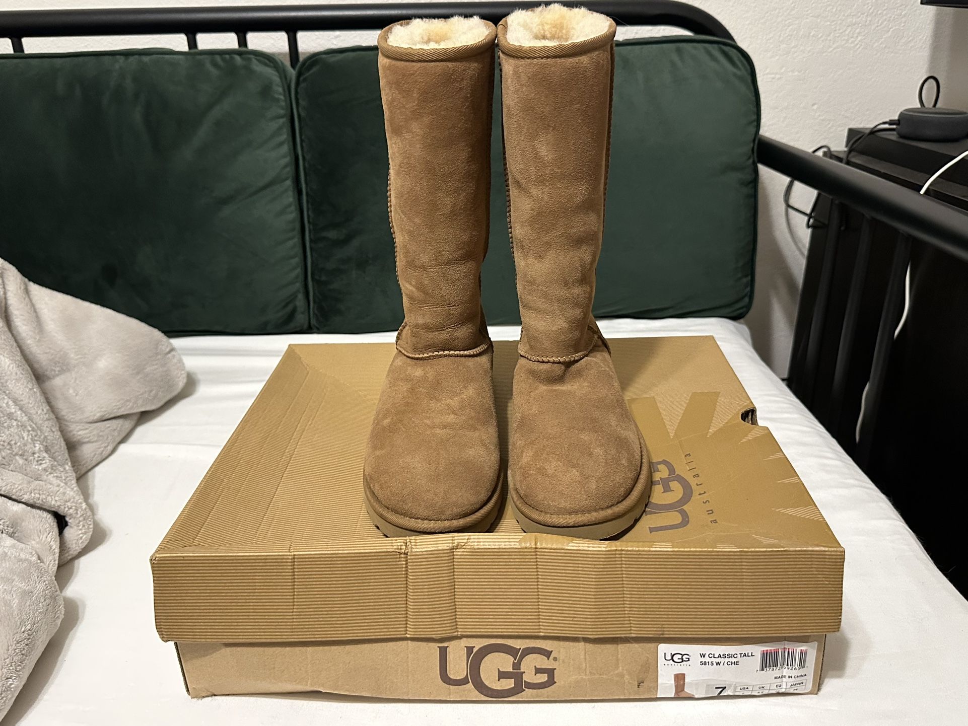 Ugg Women’s Classic Tall Boots Brown Size 7