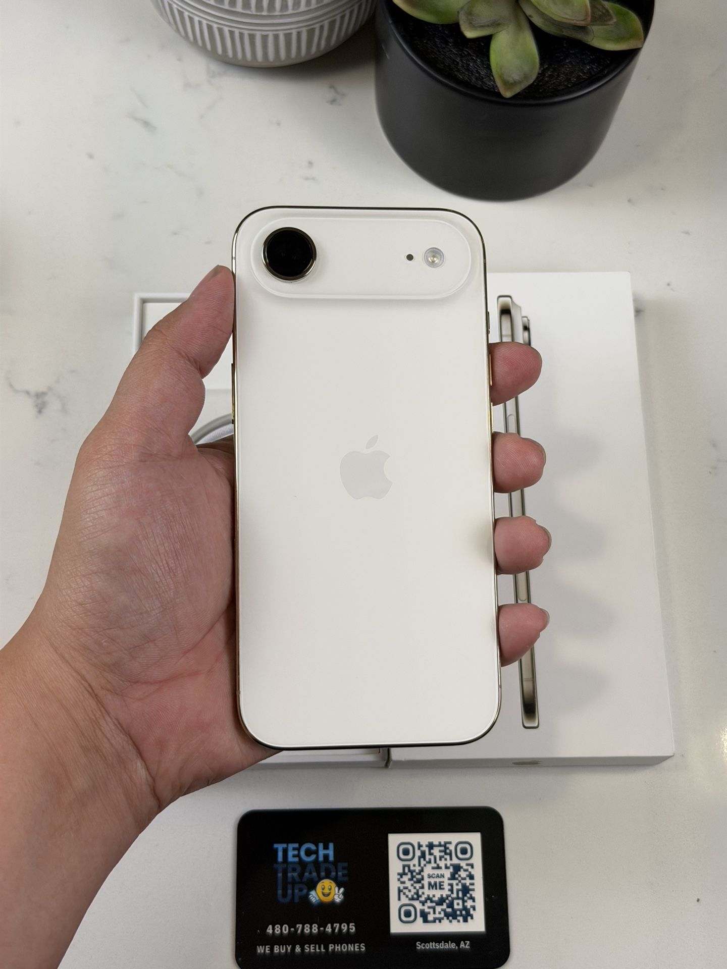 iPhone Air 256Gb Gold π Cricket
