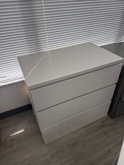 3 drawer dresser
