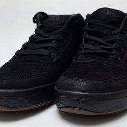 Men’s Mozo Black Work Sneakers – Size 13 – Non-Slip / Comfort