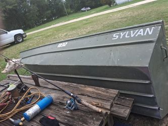 Boat For Sale 600