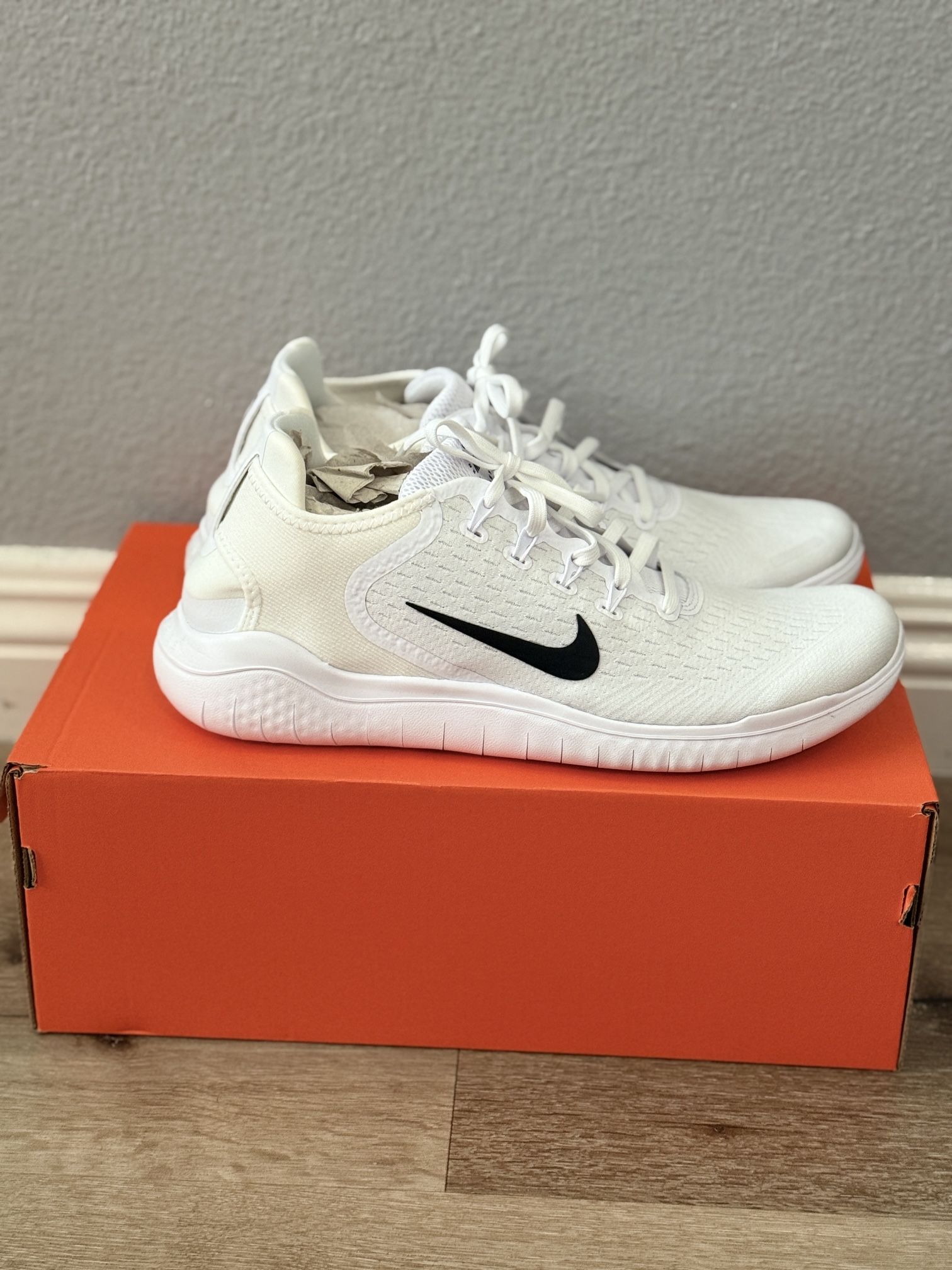 Nike Free Run 2018 Men White Shoes 10.5 Size