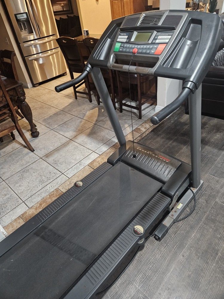 Treadmill Good Working Condition 💪