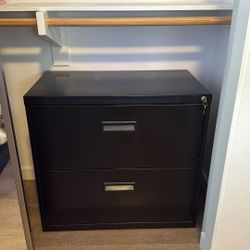 File Cabinet W/ Keys Need Gone ASAP Make Offers 