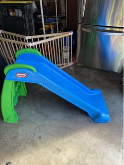 Little Tikes First Slide – Indoor/Outdoor Toddler Slide