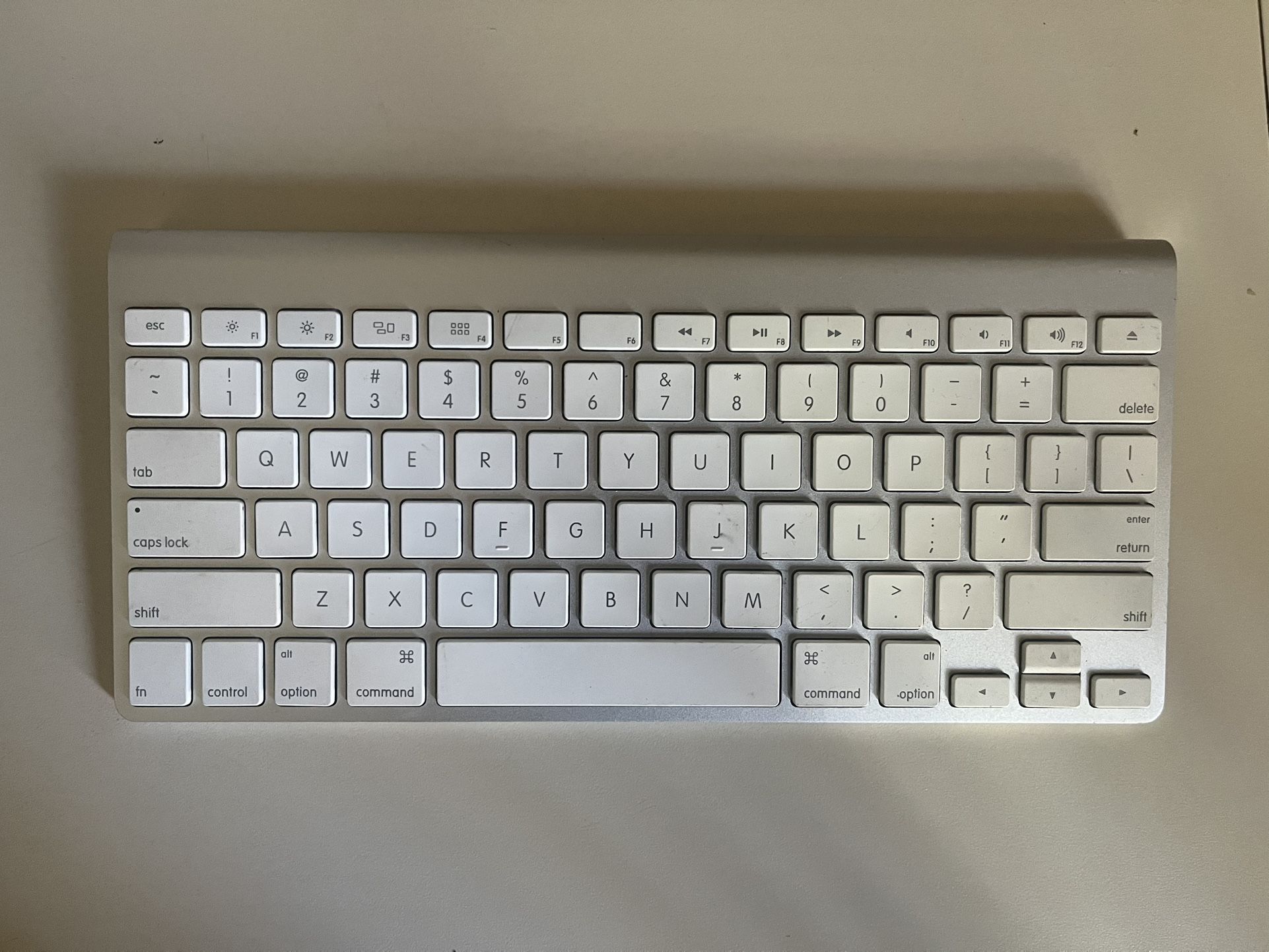 Apple Keyboard 
