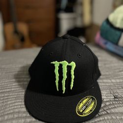 Monster Fitted hat 7 1/4-7 5/8