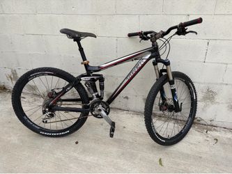2008 Trek Fuel EX 8 - Size Medium 17.5 - 26” Wheels