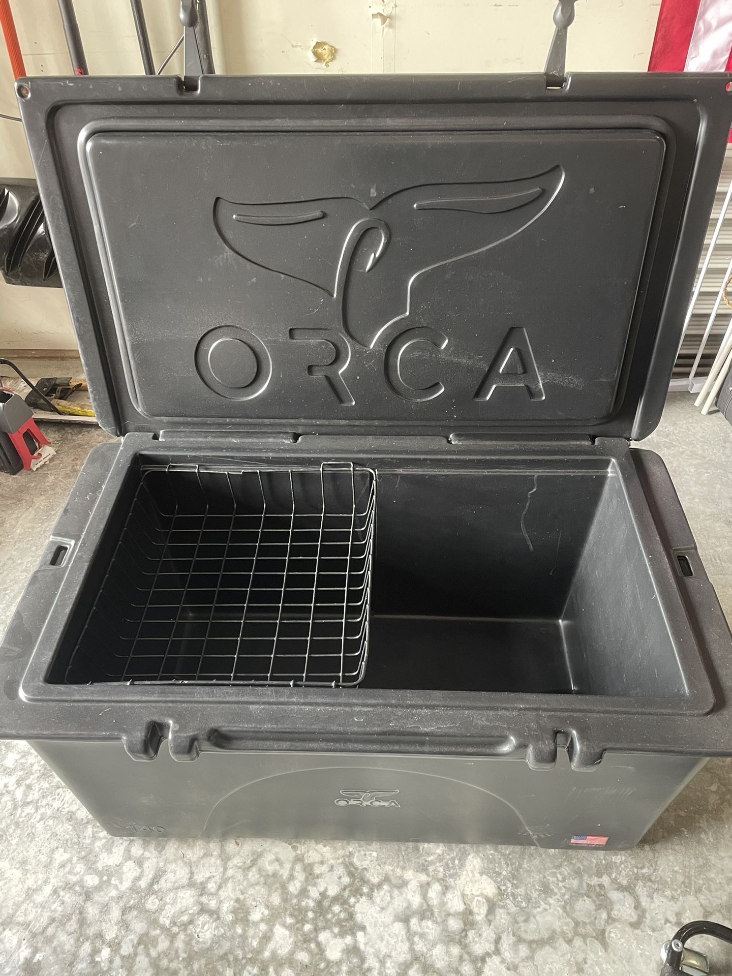Orca Cooler 140 Quart