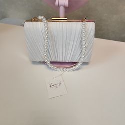 Cute Pearl Clutch Purse