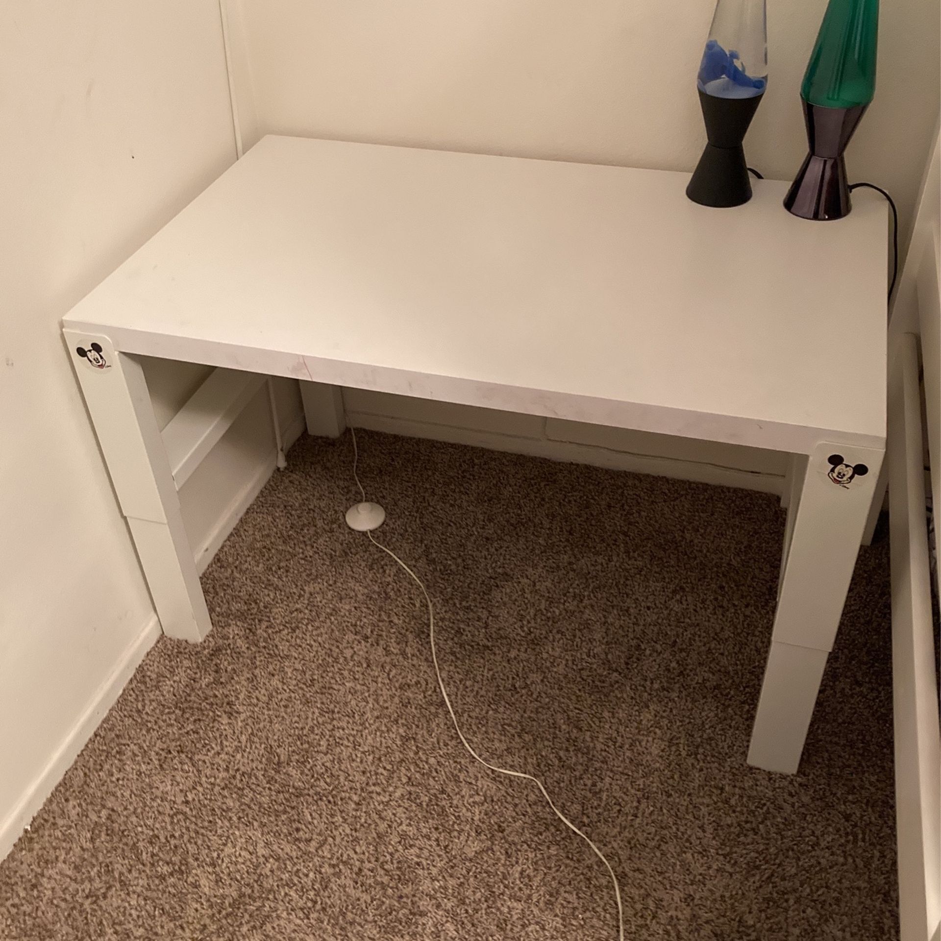 Kids Desk Free