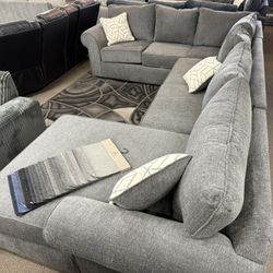 NEW EXTRA LARGE SECTIONALS 