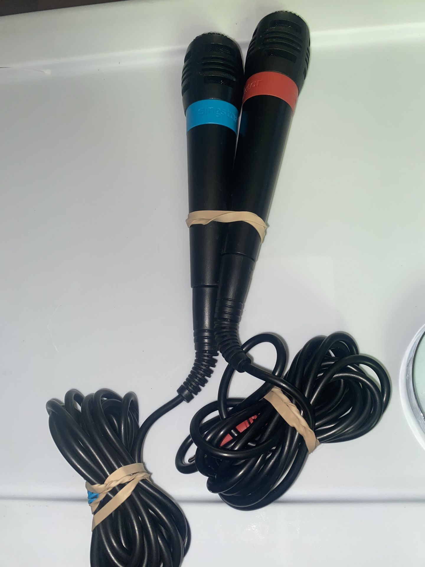 2 Singstar microphones for ps2 or ps3