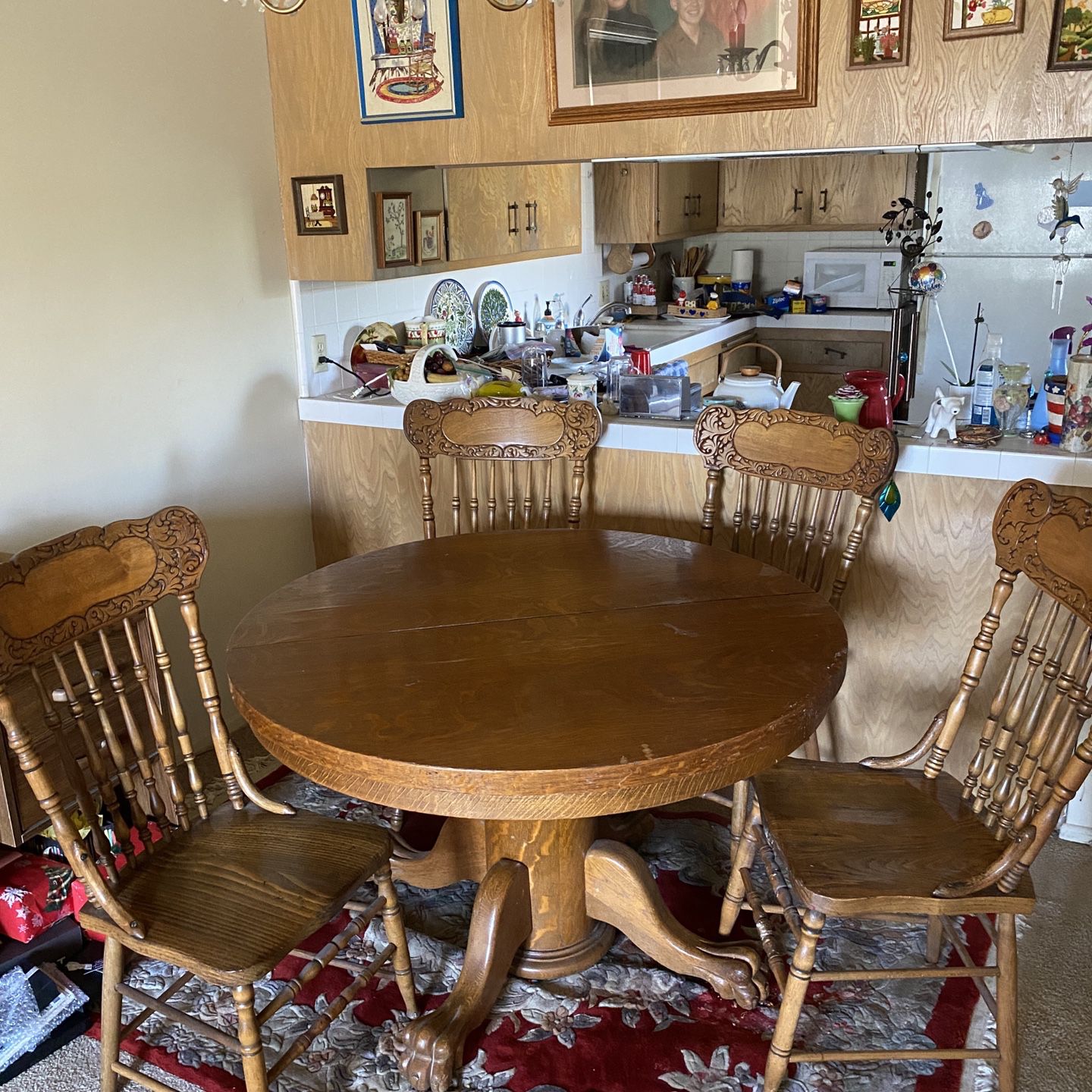 Solid Oak Dining Table W/ 4 Chairs