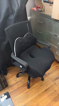 Computer Chair with seat cushion and lumbar