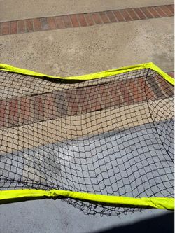 Used 2 soccer goalsMedium (6.5' x 3.5'): Great for general training and short-sided games.