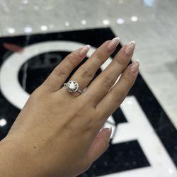 Diamond Ring 