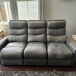 FREE FREE RECLINER 