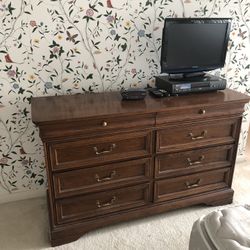 Wood Dressers