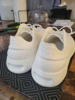 Crocs Shoes Size 9