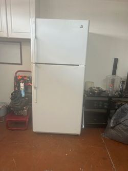 A GE. Refrigerator