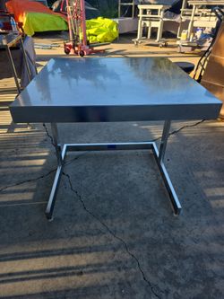 NTA INDUSTRIES ULTRACLEAN STAINLESS STEEL WORKBENCH