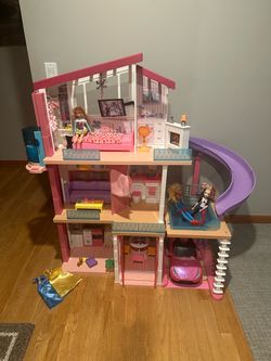 Barbie Dream House With Original Accessories,and Barbie Dolls Are Included