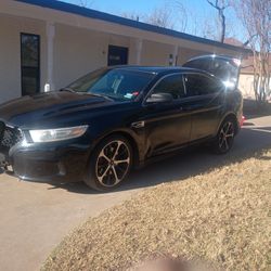 2014 Ford Taurus