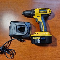 Dewalt 18v Drill Battery And Charger