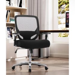 Premium Comfortable Office / Computer Desk Chair with Adjustable Height and Armrests