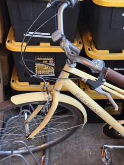 Schwinn Cruiser Bike Yellow