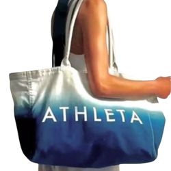 Athleta NWOT Beach Bag Gym Bag Tote Bag Blue Ombre Canvas Shopping Bag 18.5x12”