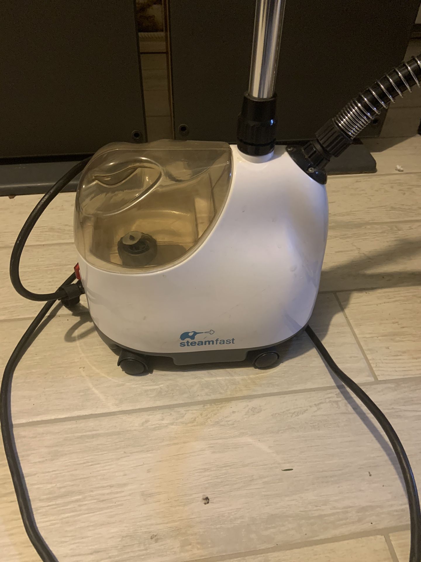Cloths Steamer