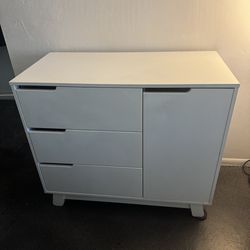 Babyletto Hudson 3-Drawer Dresser & Topper Set (40w x 20d")