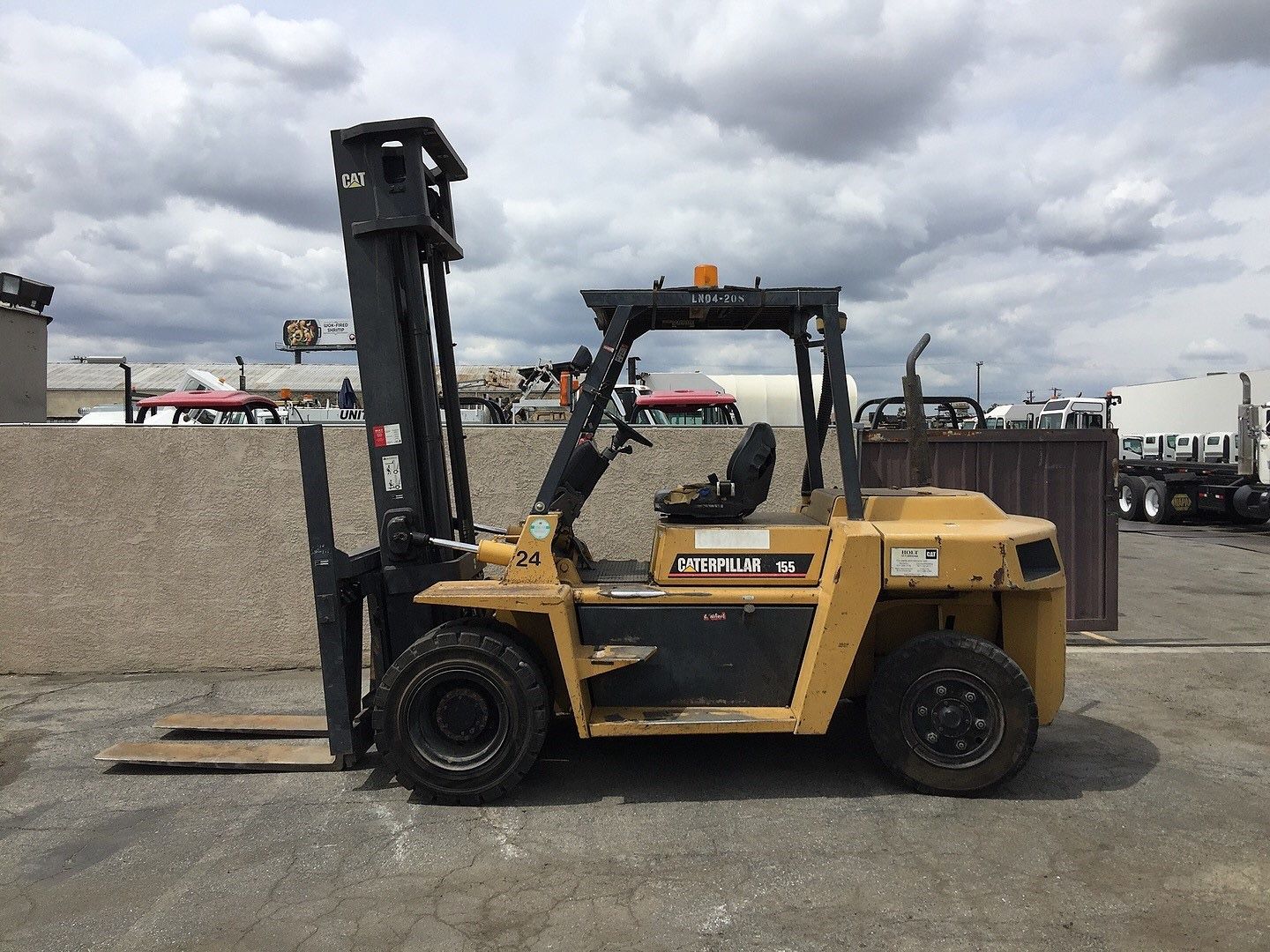 2005 caterpillar 15,500lbs forklift diesel