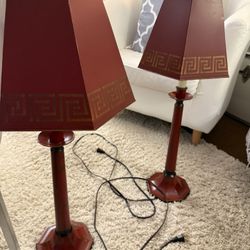 2 Tables Lamps 