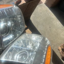 2007 Escalade Headlights 